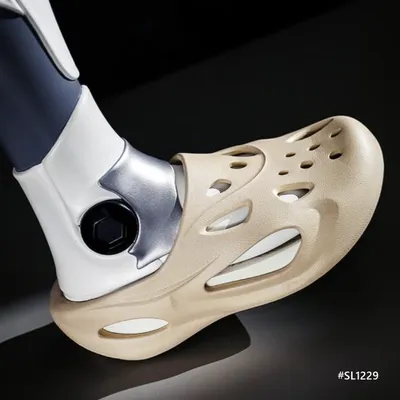 Velvet Drift Men’s Slippers